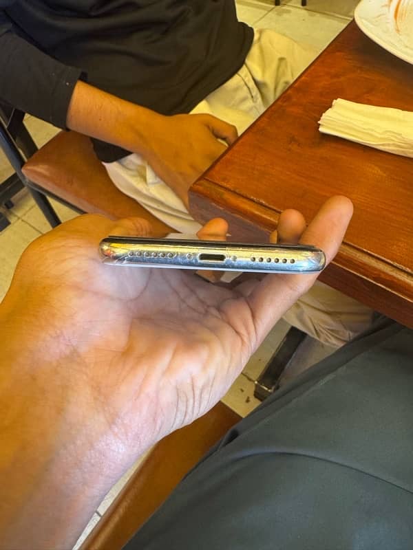 iPhone X non Pta 64 gb condition 9/10 2