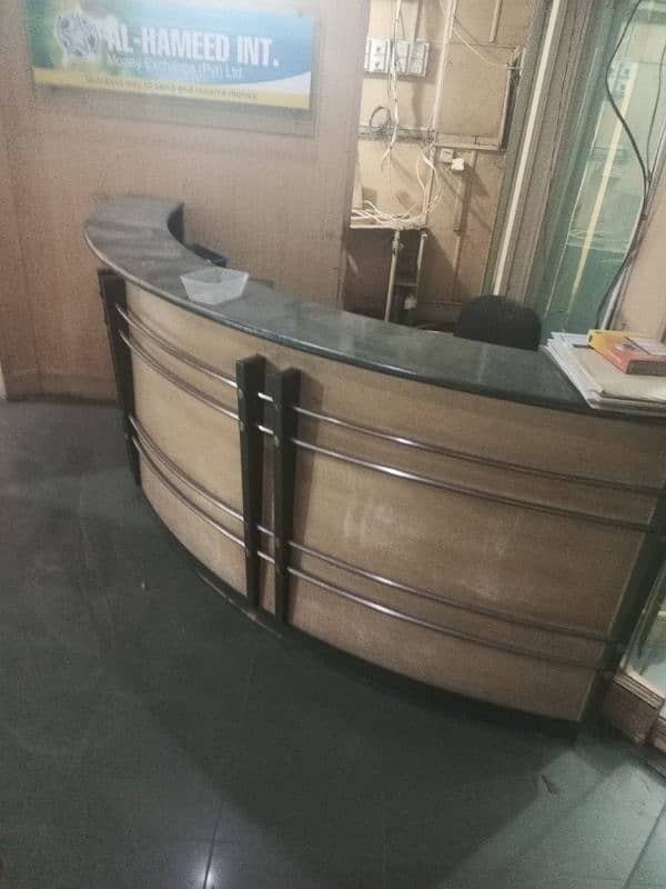 reception table 1