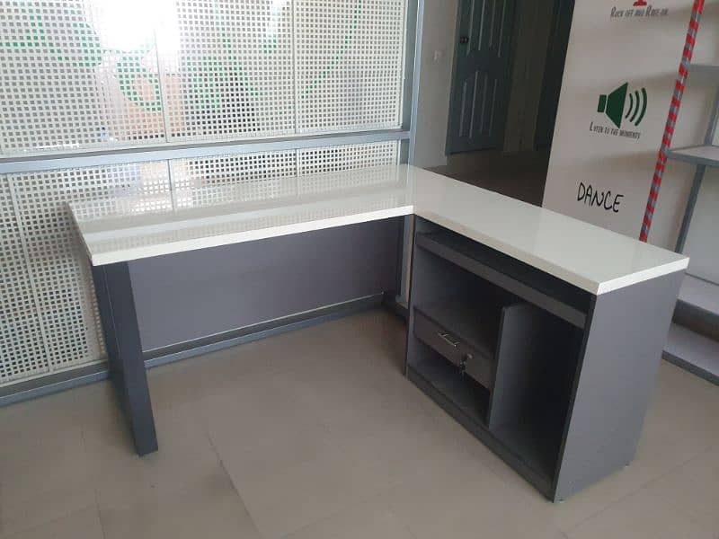 office furniture 18