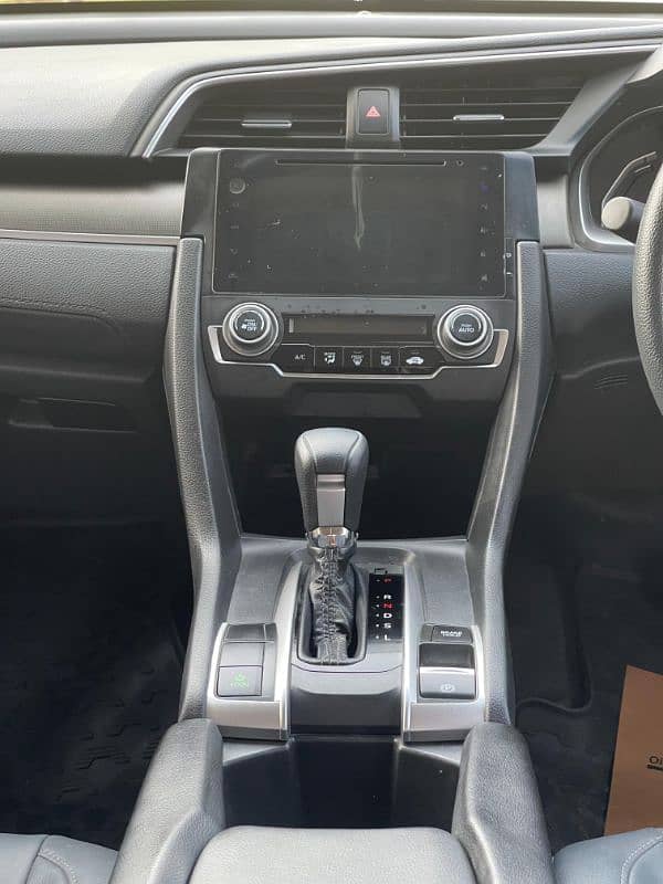 Bumper to bumper geniun Honda maintained car location khushab 13