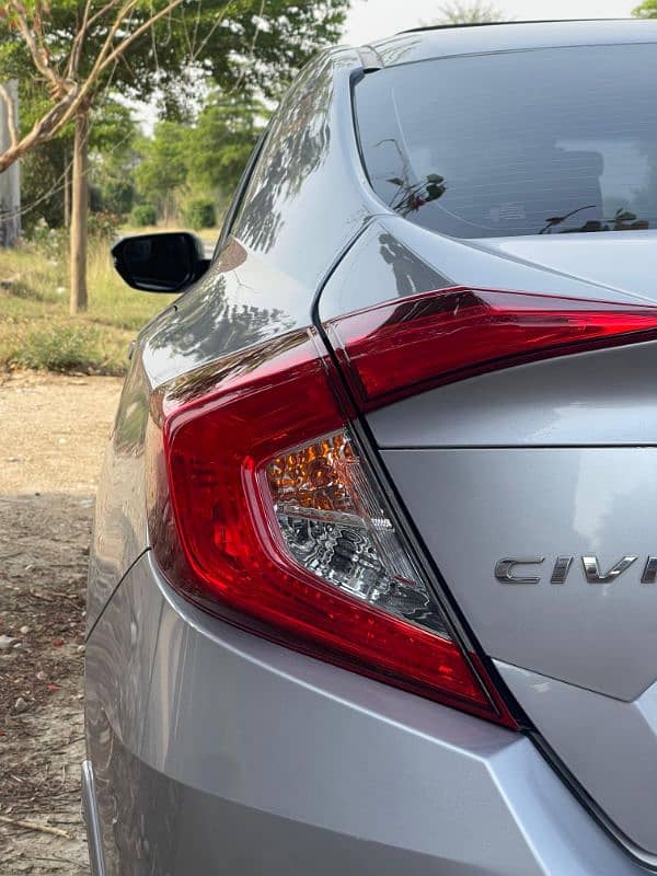 Bumper to bumper geniun Honda maintained car location khushab 15