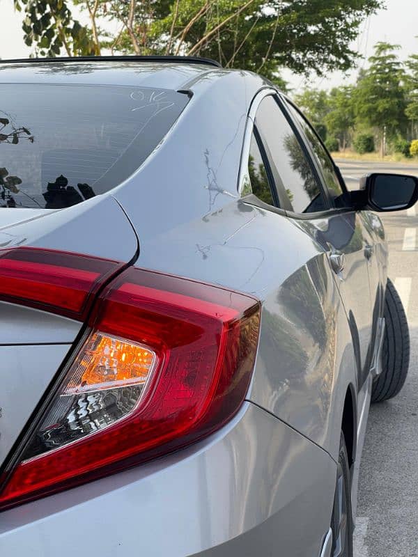 Bumper to bumper geniun Honda maintained car location khushab 16
