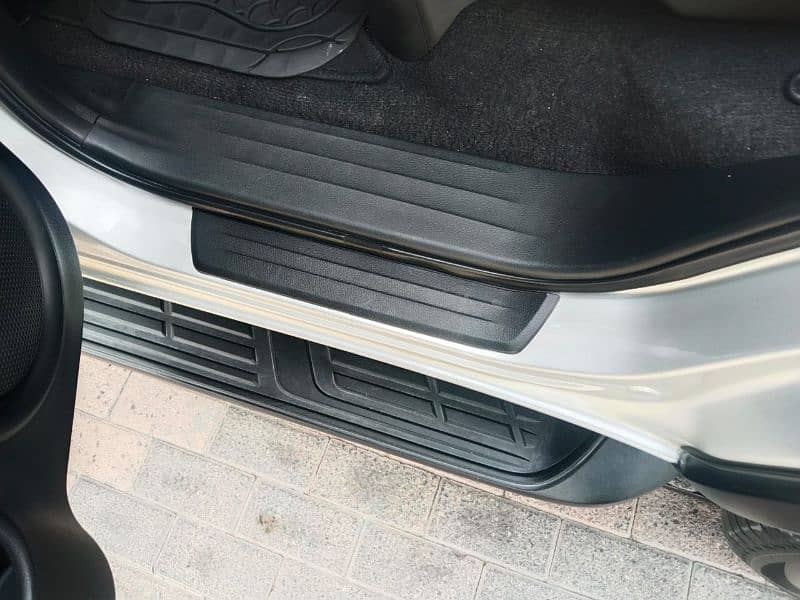 Toyota Fortuner 2017 Total Genuine 7
