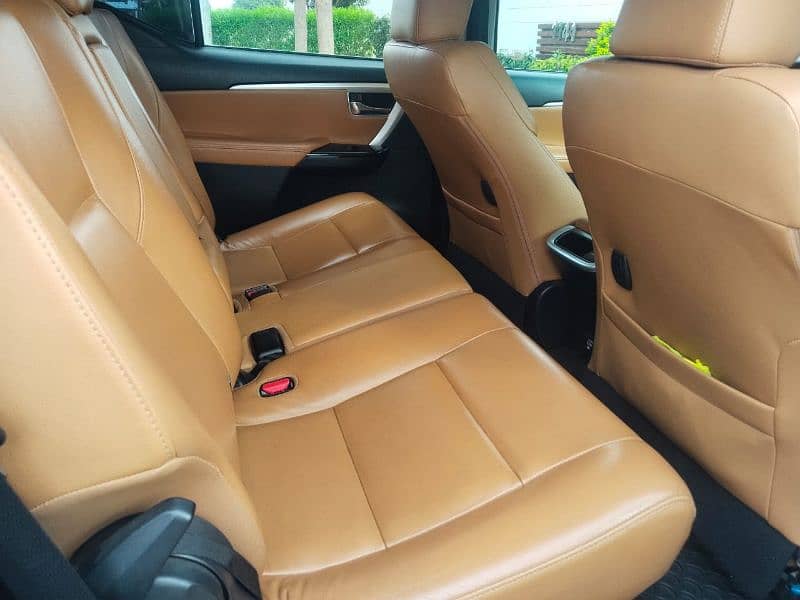 Toyota Fortuner 2017 Total Genuine 10