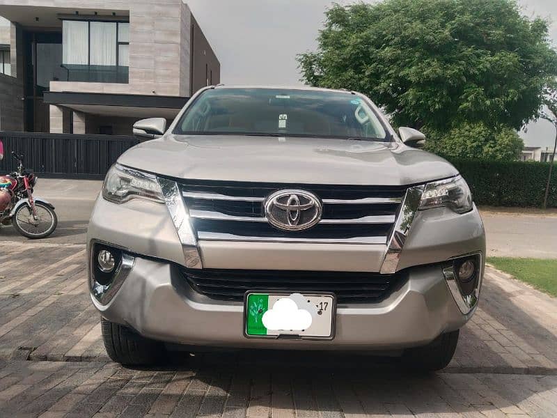 Toyota Fortuner 2017 Total Genuine 16