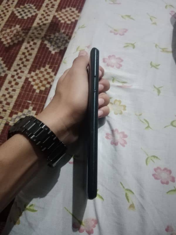 Tecno camon 15 pro pop up camera phone 2
