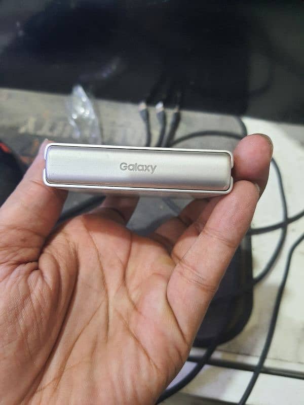 samsung z flip 3 5g offical pta 5