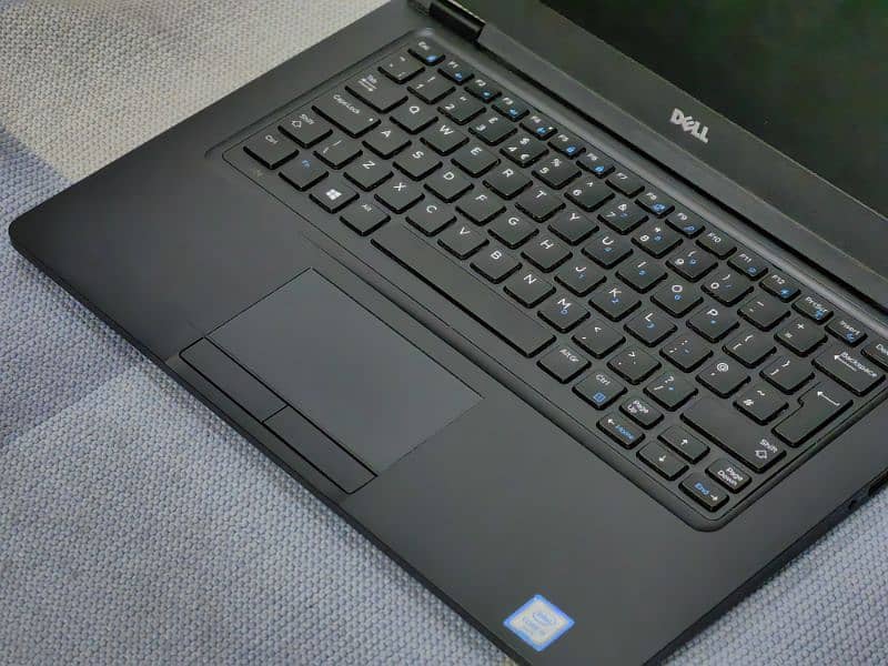 Dell Latitude 5490 i5 6th Gen 4