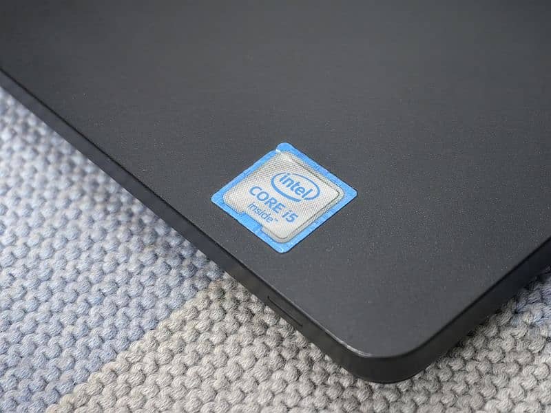 Dell Latitude 5490 i5 6th Gen 5