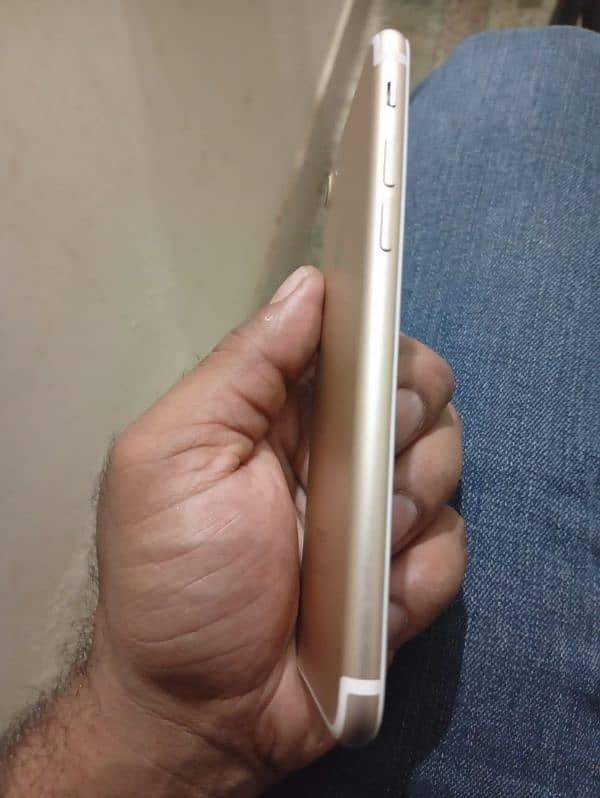 iphone 7 128 gb pta approved 3
