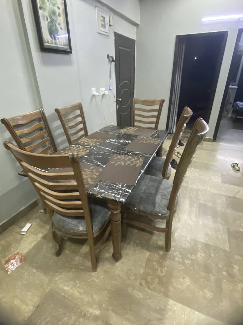 Dining table for sale 1