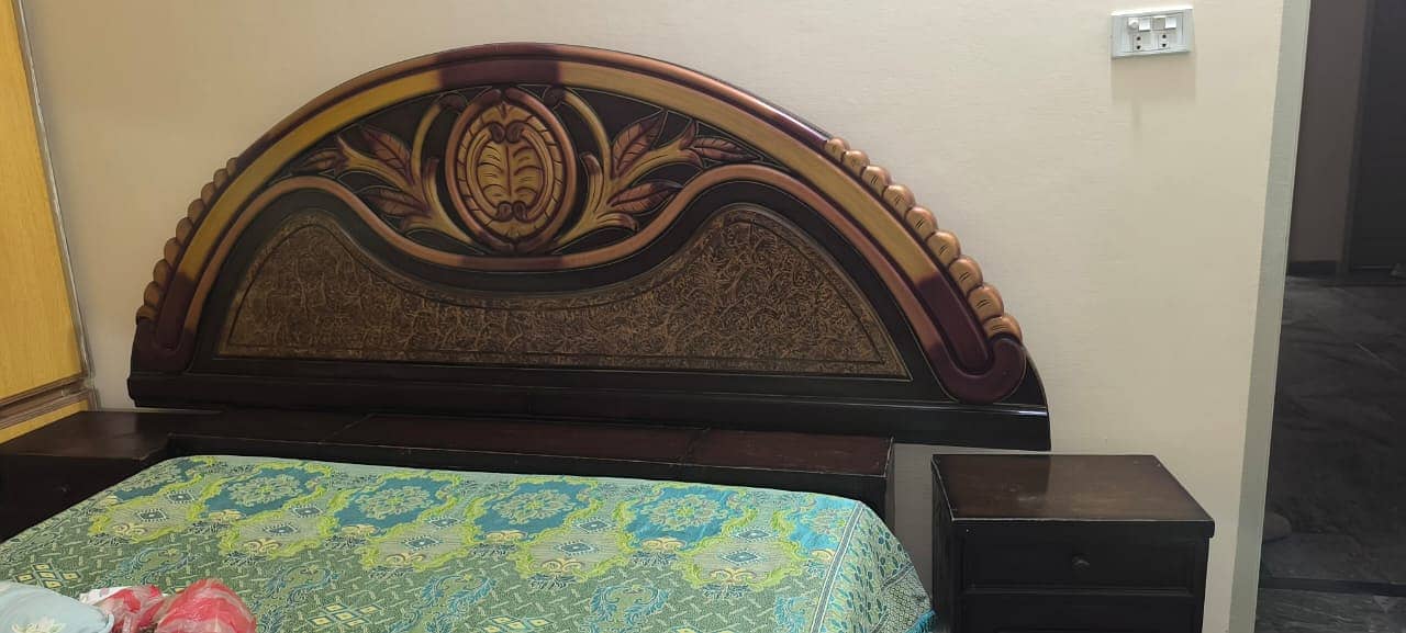 Bed set with dressing table, double bed witb dressing 1