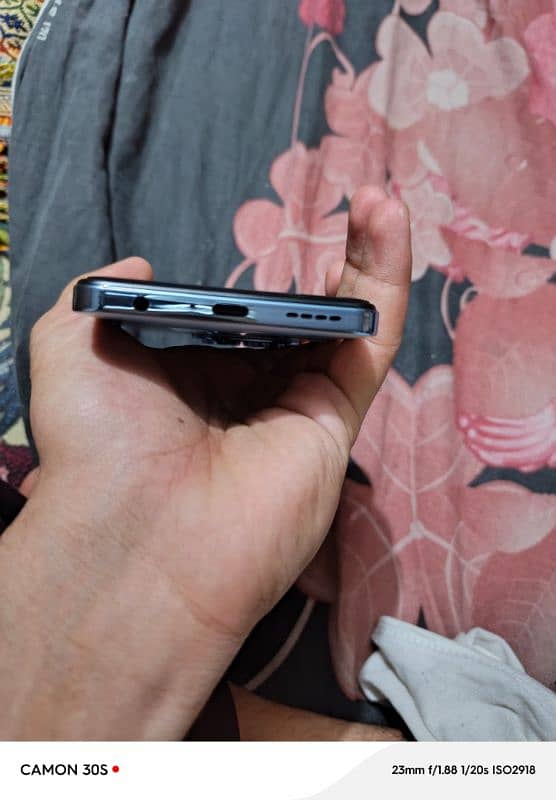 Infinix Hot 40 pro 8+8/256 with box and charger 7