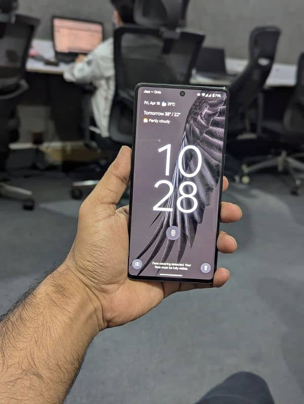 Google Pixel 7 Pro with Box 0