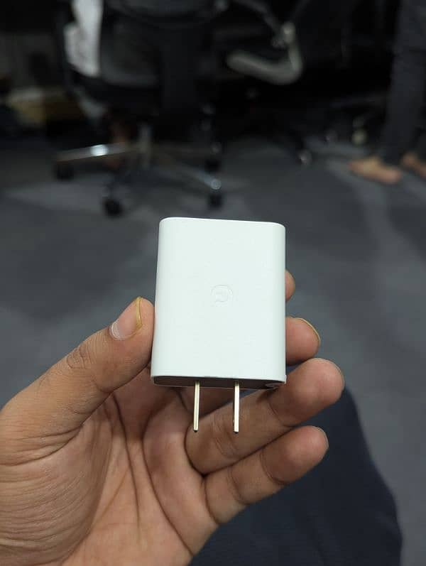 Google Pixel 7 Pro with Box 8