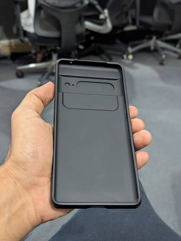 Google Pixel 7 Pro with Box 10