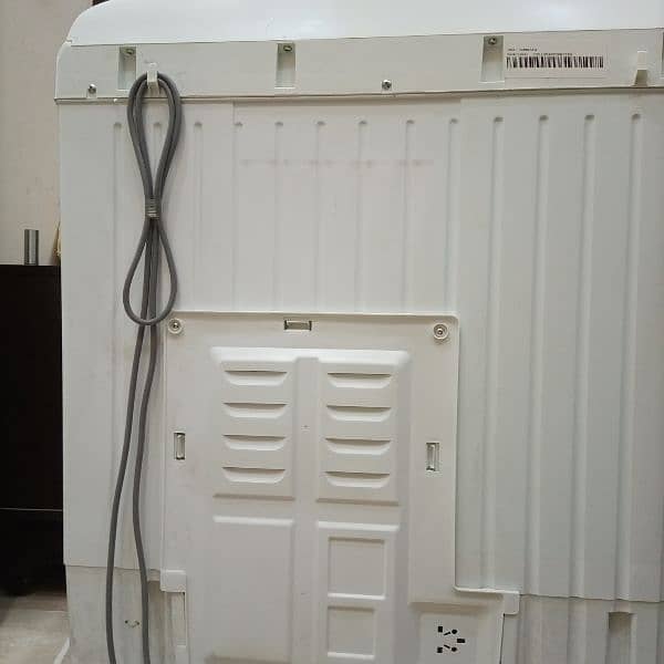 washer and dryer 6