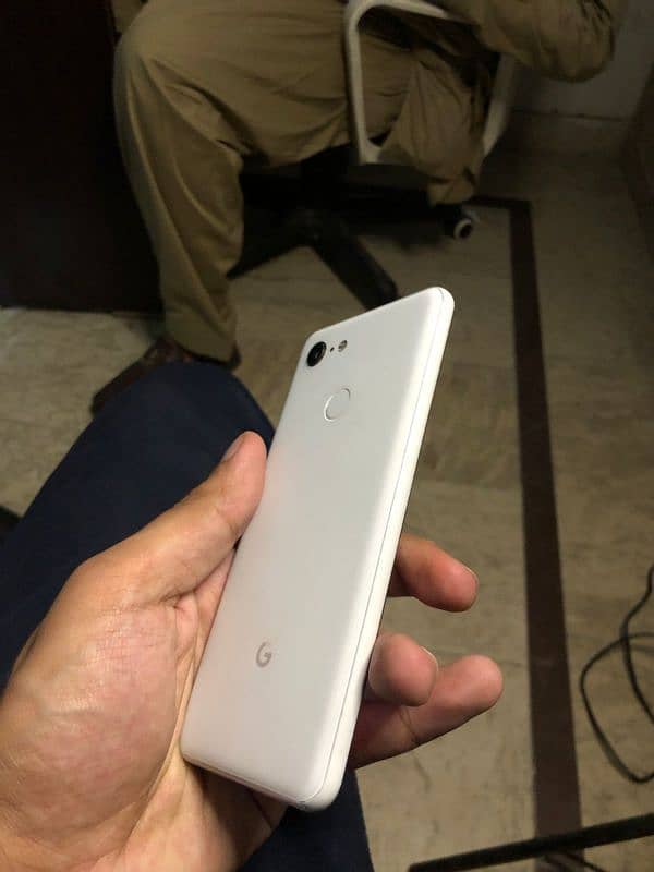 Google pixel 3 4gb 128gb PTA approved 10 by 9 1
