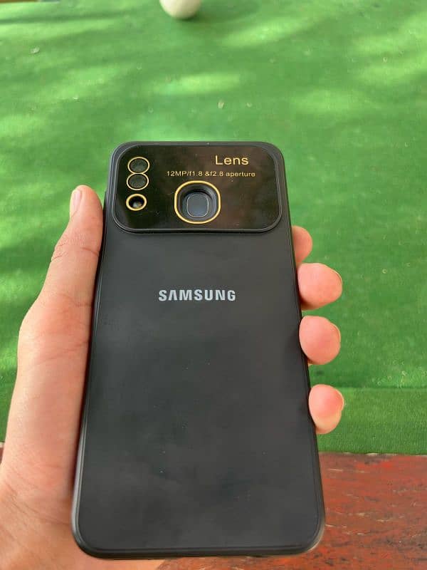 Samsung A30 6