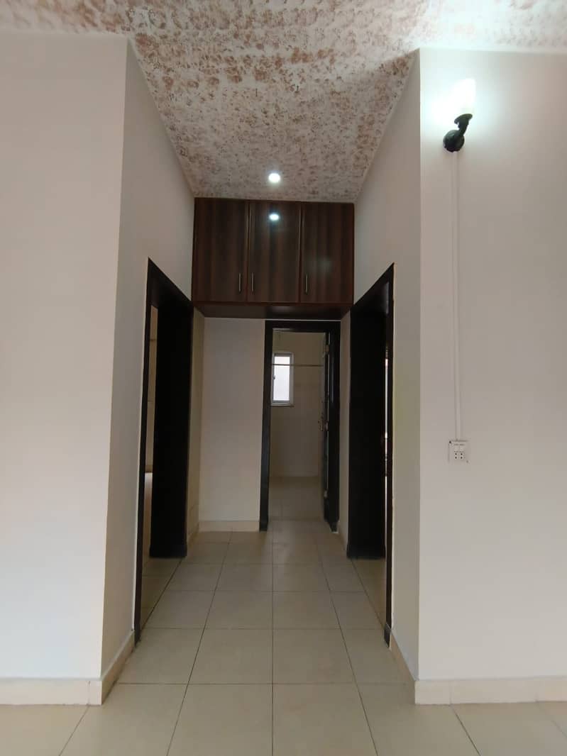 SECOND FLOOR AWAMI VILLA AVAILABLE FOR SALE IN D BLOCK BAHRIA ORCHARD 5