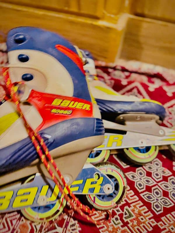 bauer branded skate 0