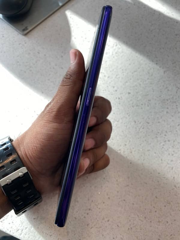 Oppo F11 8/256 without open Reapir 1