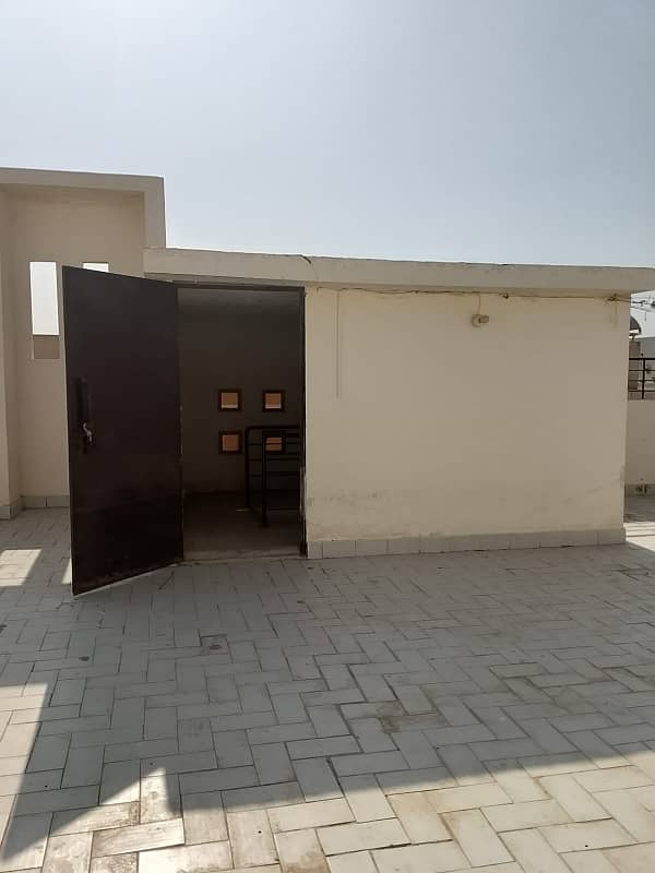 Saima Jinnah Avenue Flat Is For Rent 20