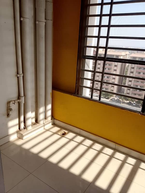 Saima Jinnah Avenue Flat Is For Rent 29