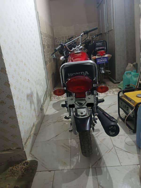 Honda CG 125 for sale hai urgent phone number:03150112041 0