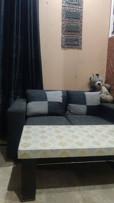 6seater sofa set in very good condition 2