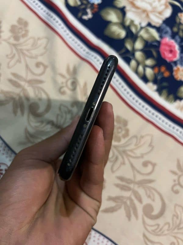 iphone 7 plus non PTA 5