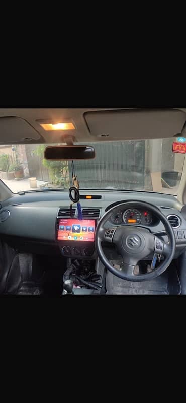 Suzuki Swift 2013 4