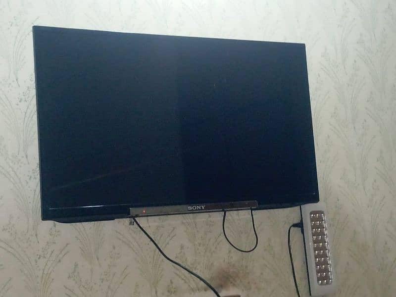 new condition good volume speakers all good black with network 0