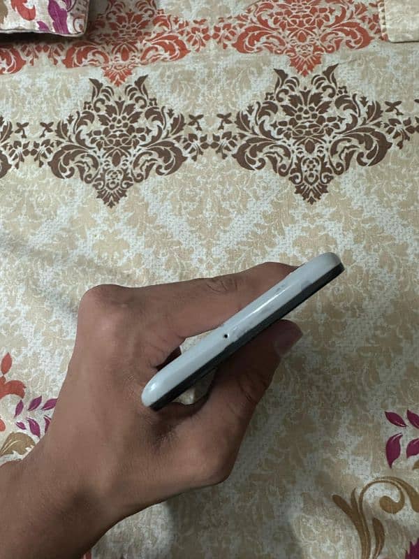 Samsung Galaxy A70 Officially PTA Approved 5
