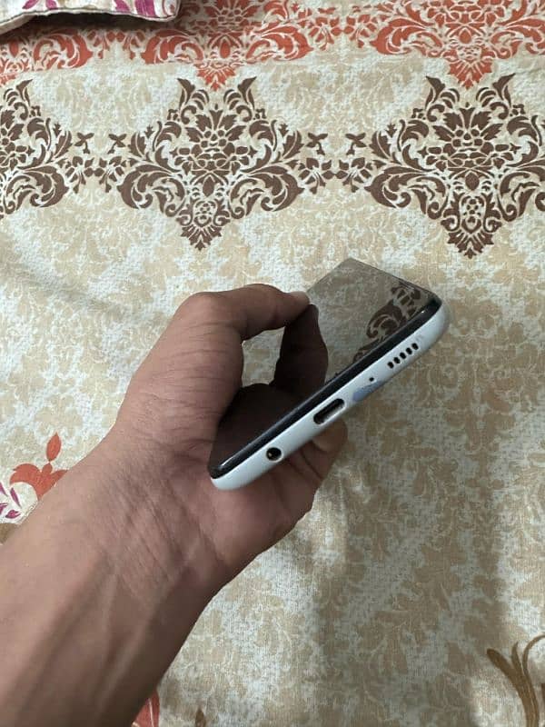 Samsung Galaxy A70 Officially PTA Approved 6