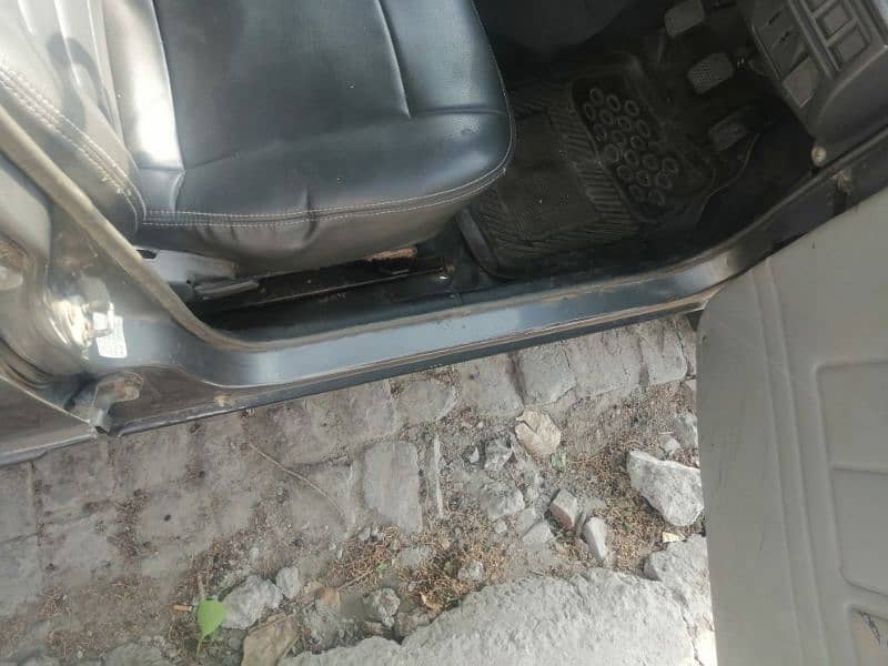 Suzuki Mehran VXR 2011 3