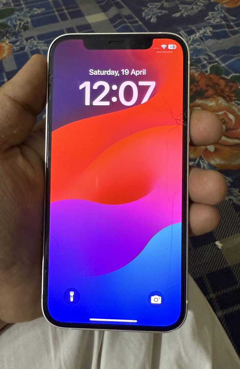 IPHONE 12 SIM NON ACTIVE 0