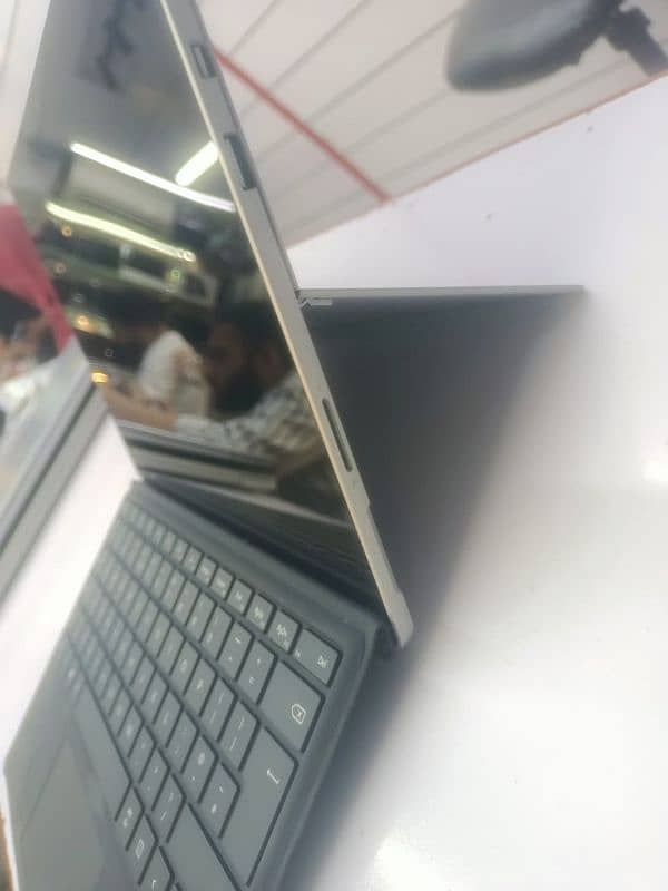 Surface Pro 6 2