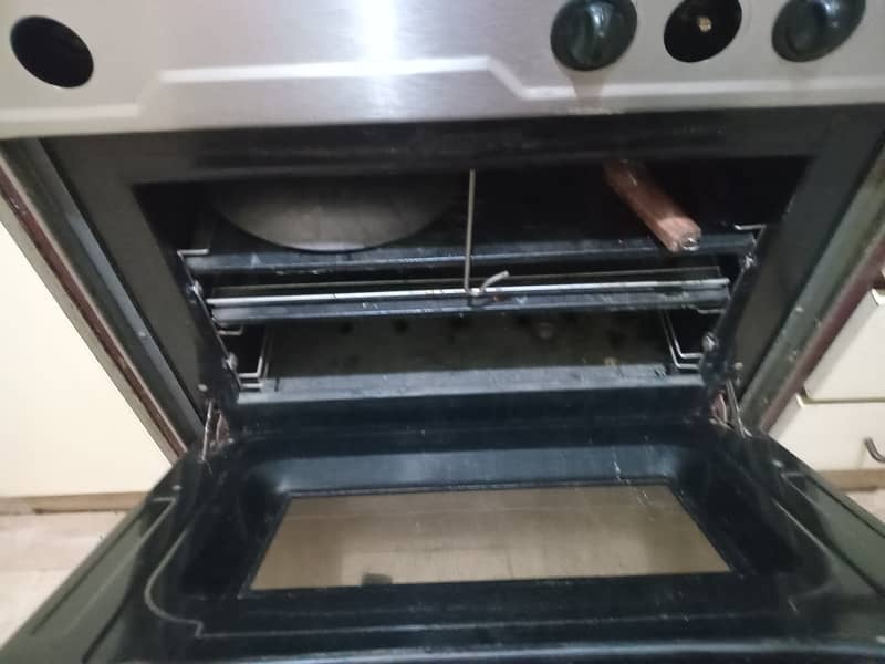 Oven for sell in 7000 2