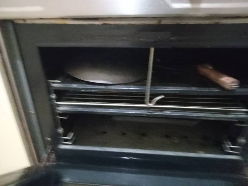 Oven for sell in 7000 4