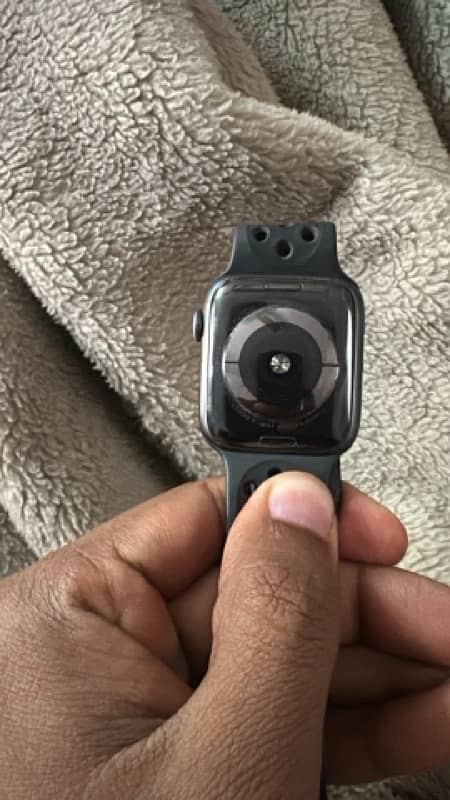 Apple watch series 5 44mm 4