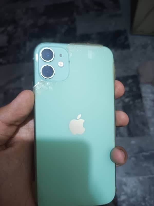 iphone 11 10/10 condition just faceid disable water pack 0