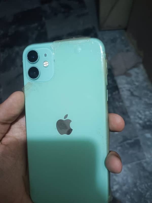 iphone 11 10/10 condition just faceid disable water pack 2
