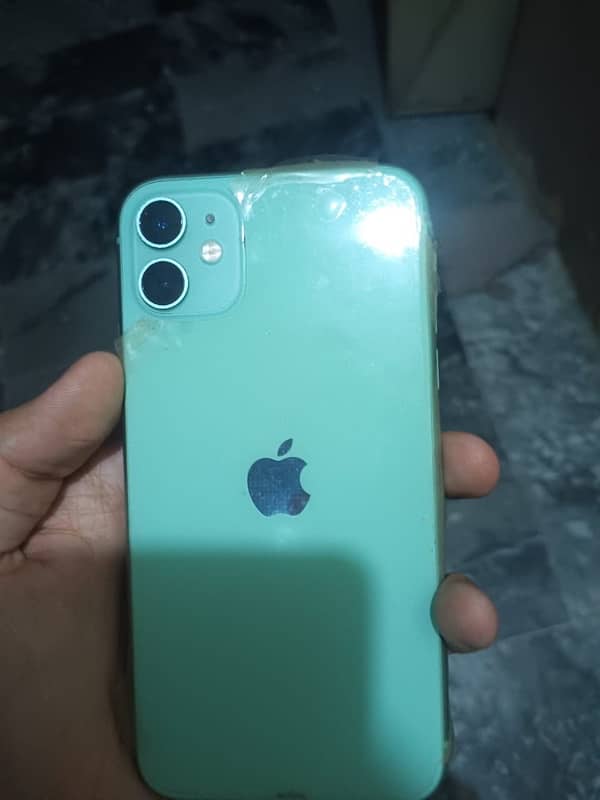 iphone 11 10/10 condition just faceid disable water pack 3