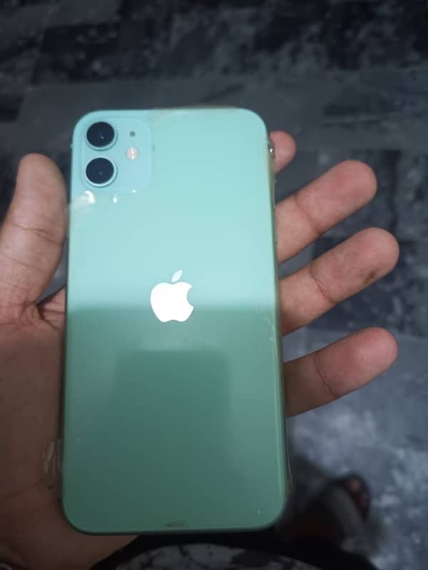 iphone 11 10/10 condition just faceid disable water pack 4