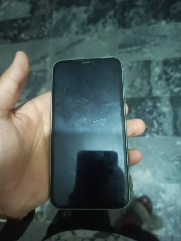 iphone 11 10/10 condition just faceid disable water pack 14