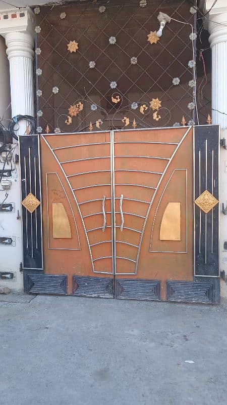 main gate door 0