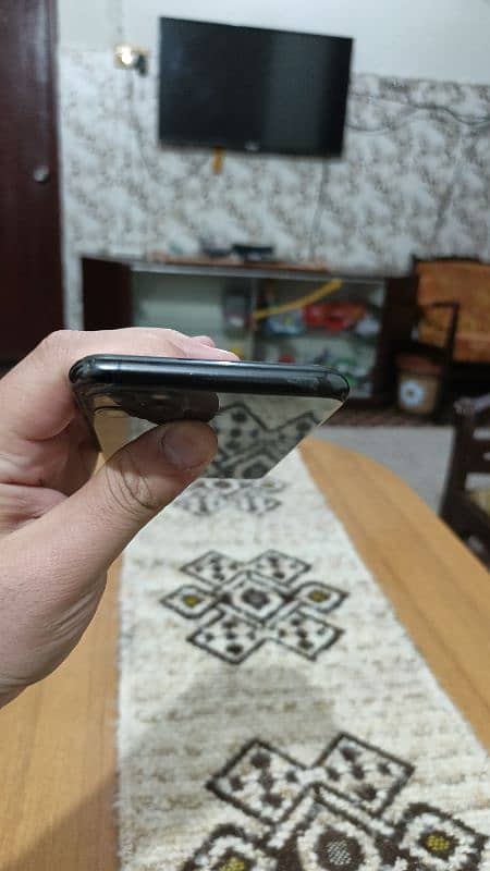 iphone 11 pro max pta approved 256 gb 4
