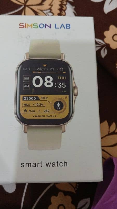 smart watch  brand new with box and charger 0