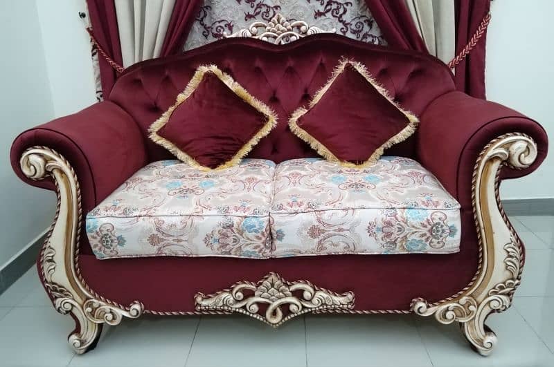 7 Seater Sofa set.  Contact#: 03334446547 5
